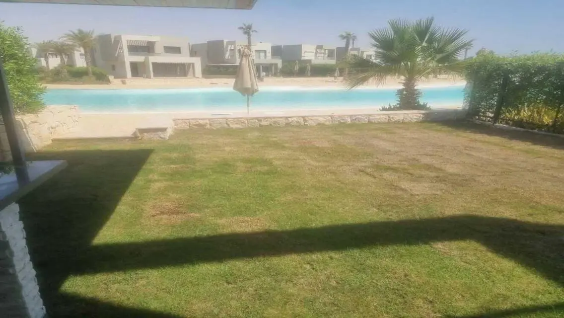 Luxury Apartment with Spacious Design in Prime Location