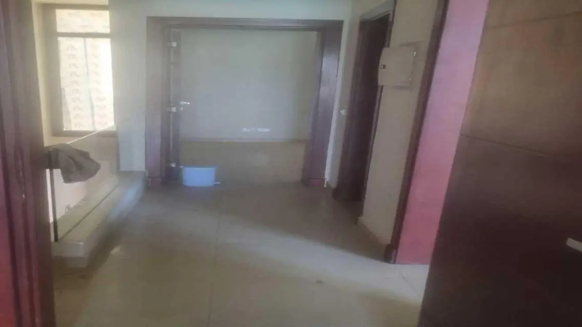 Luxury Apartment with Spacious Design in Prime Location