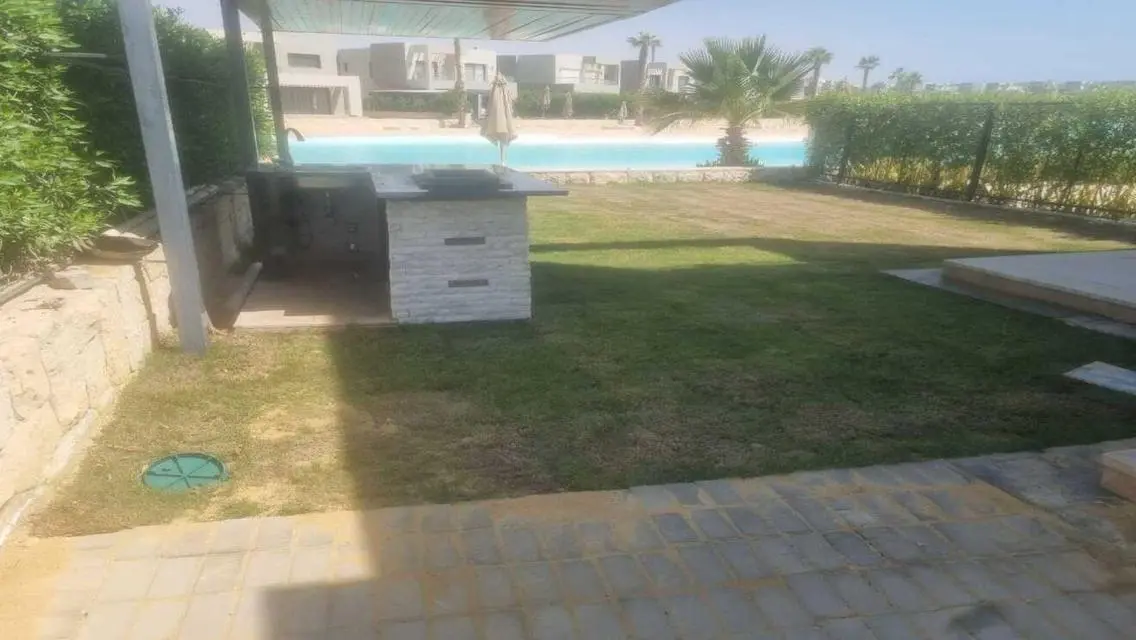 Luxury Apartment with Spacious Design in Prime Location