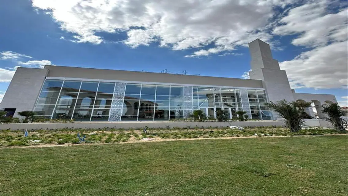 Luxury Apartment in Village West - 123 You Must See!