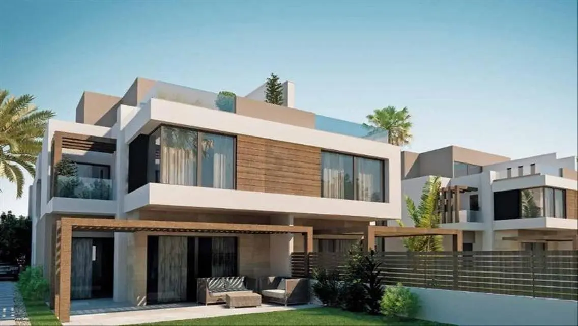 Luxury Villa in The Crown with All Premium Amenities