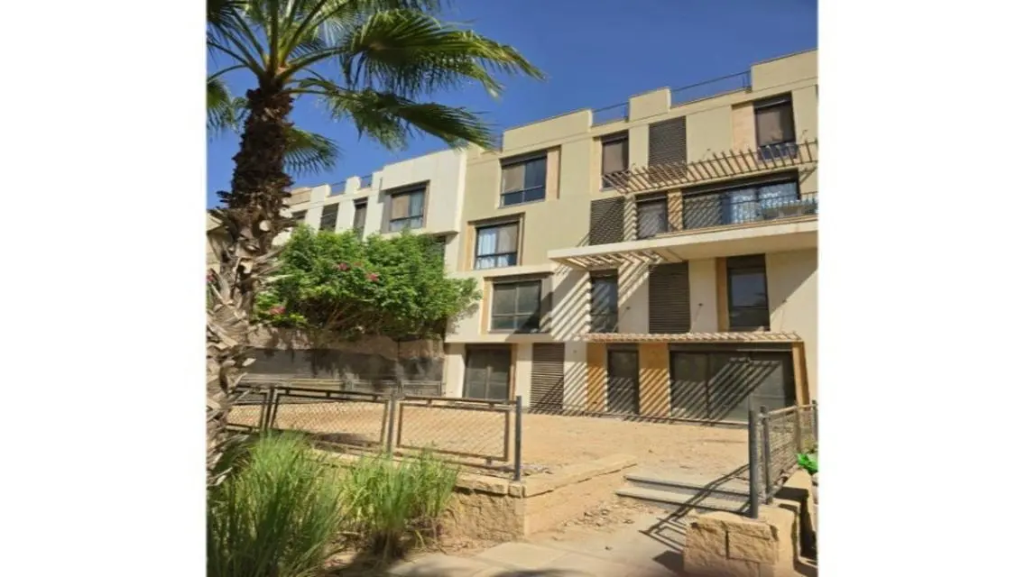 Luxury Apartment Spacious 225 sqm in Prime Location