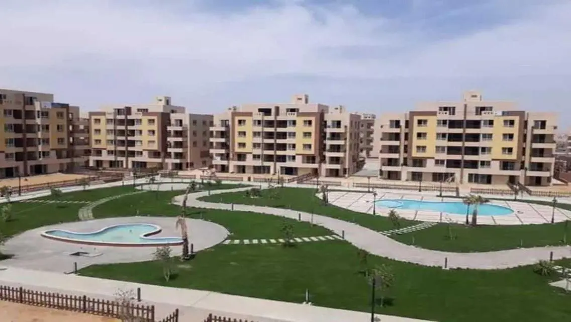 شقة فاخرة 3 غرف نوم مع مسبح مشترك في منطقة مميزة