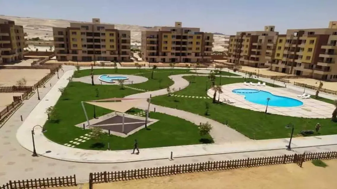 شقة فاخرة 3 غرف نوم مع مسبح مشترك في منطقة مميزة
