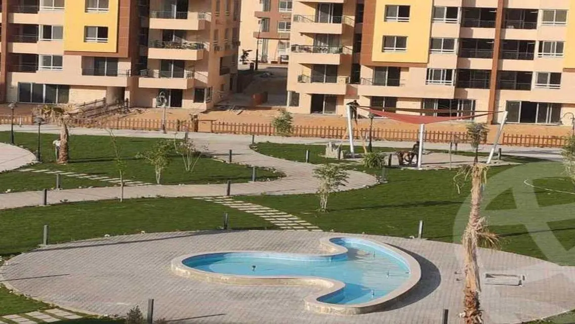شقة فاخرة 3 غرف نوم مع مسبح مشترك في منطقة مميزة