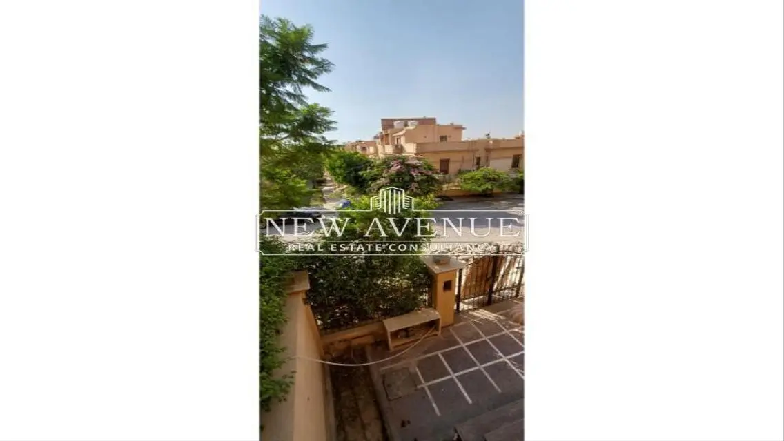 Luxury Property for Sale with Spacious Garden and Balcony