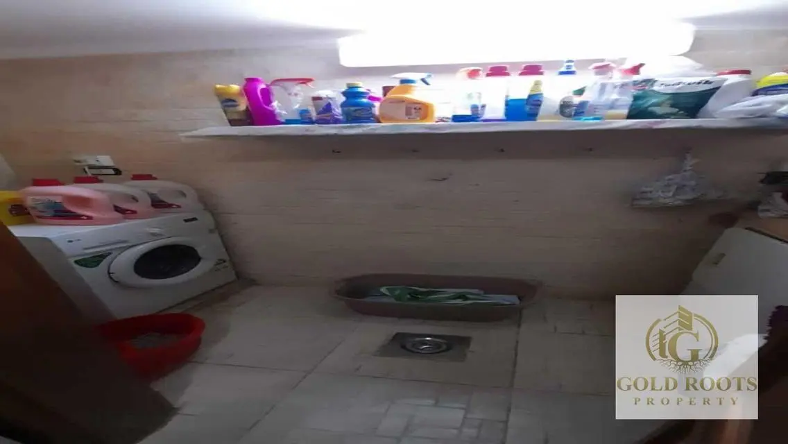 فيلا فاخرة بمساحة واسعة في موقع متميز