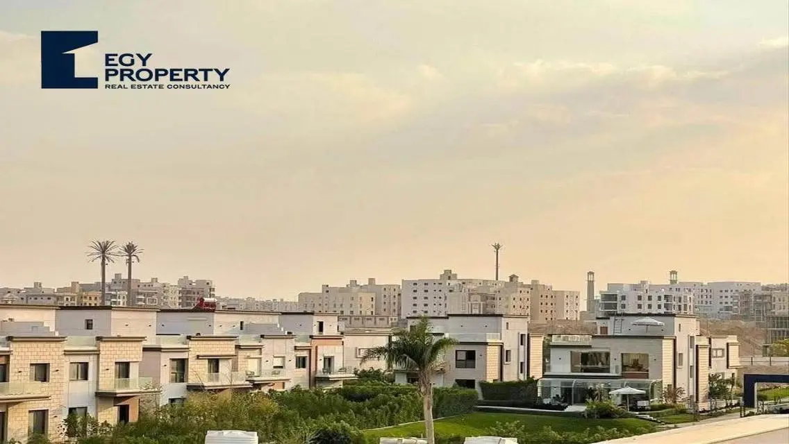 Luxury Apartment - 2027