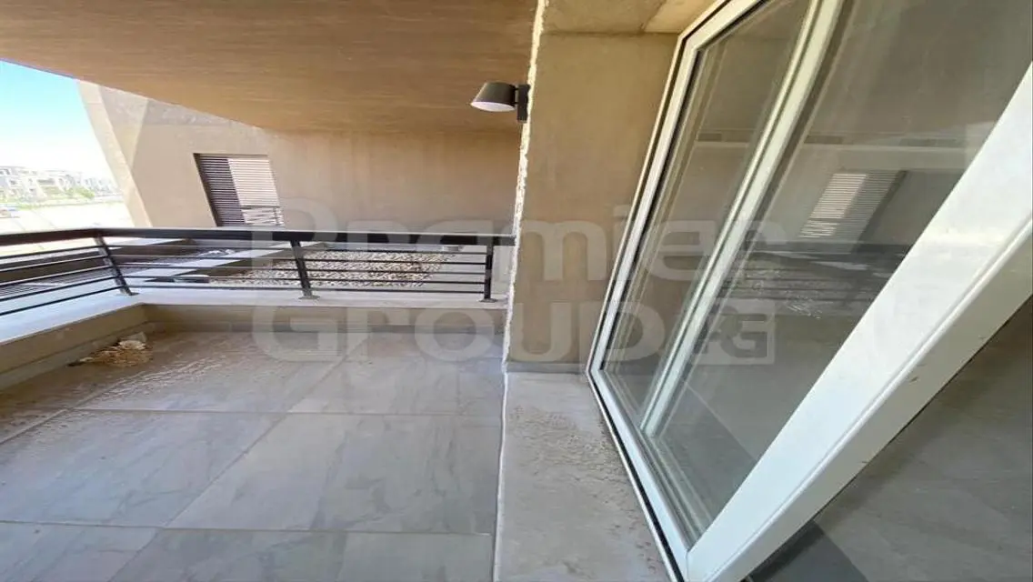 شقة فاخرة بأثاث كامل للإيجار