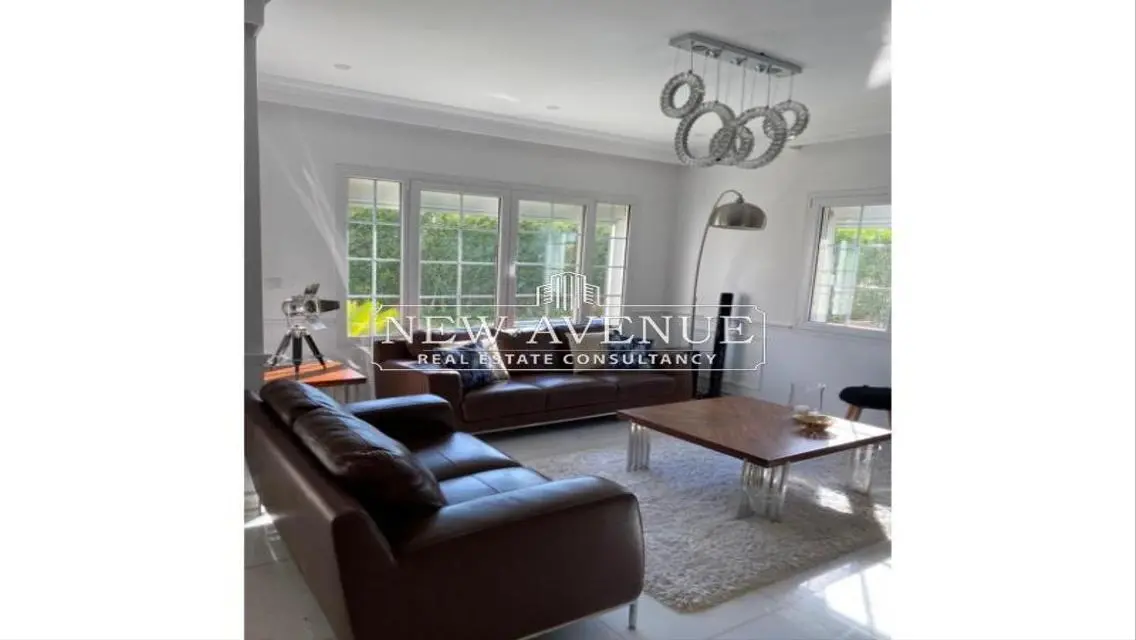 Luxury Apartment with Swimming Pool and Private Garden