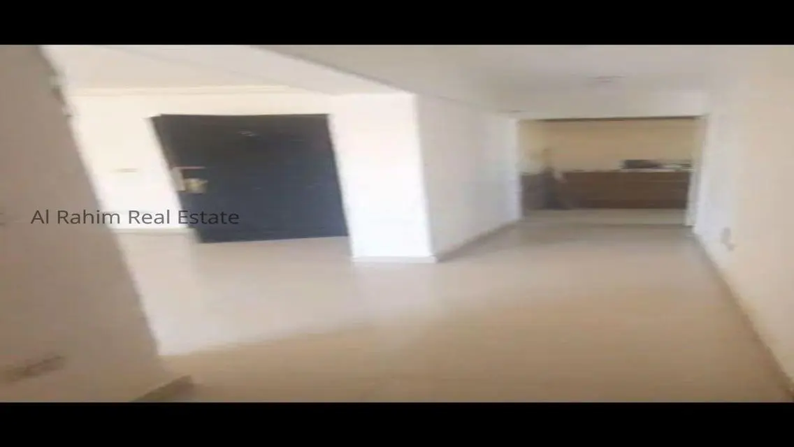 Luxurious Apartment with Balcony and Security Guard