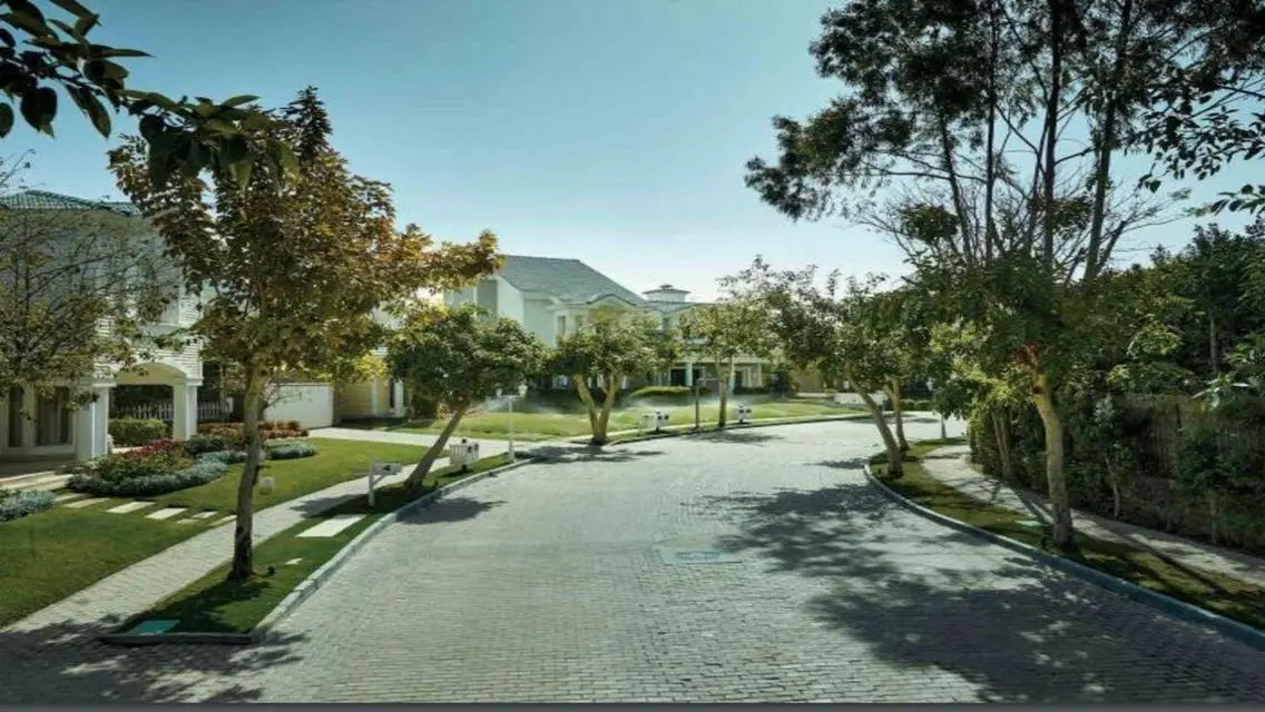 Stunning Mountain View Apartment in iCity