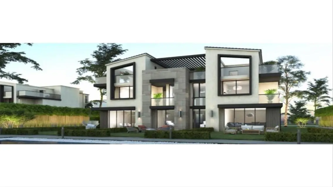 Luxurious Villa for Sale Overlooking Lakes
