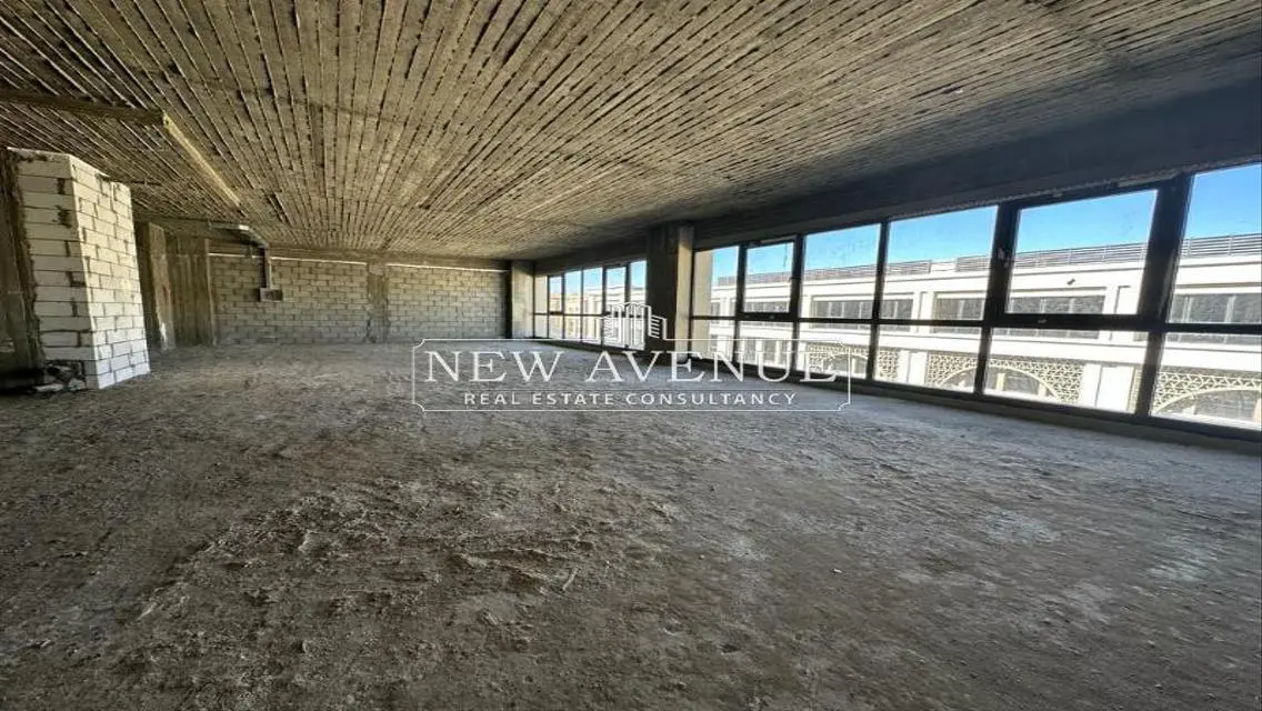 Office for Sale - 670 sqm at 117,425,000 EGP