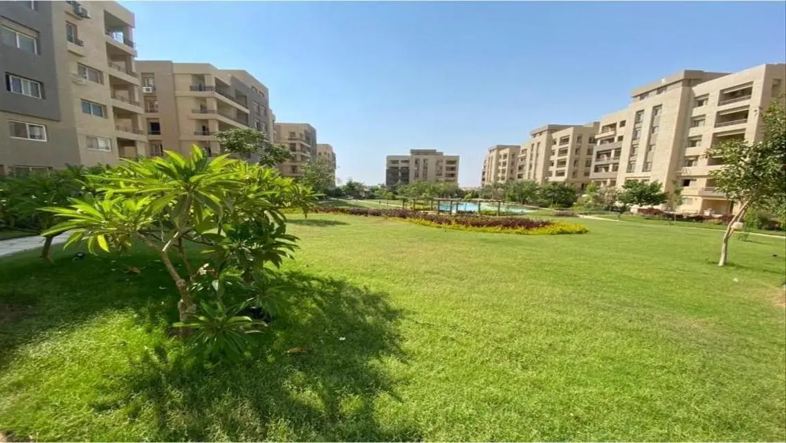 شقة فاخرة بمساحة واسعة مع إطلالة على البحيرات