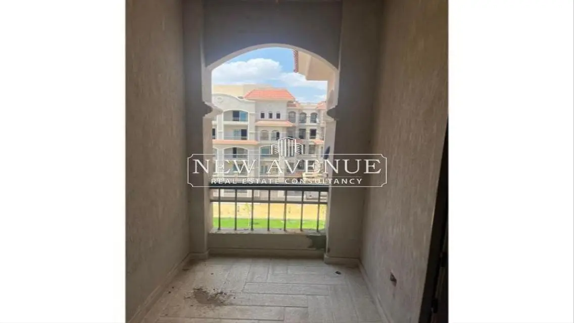 شقة فاخرة بمساحة كبيرة في قلب المدينة