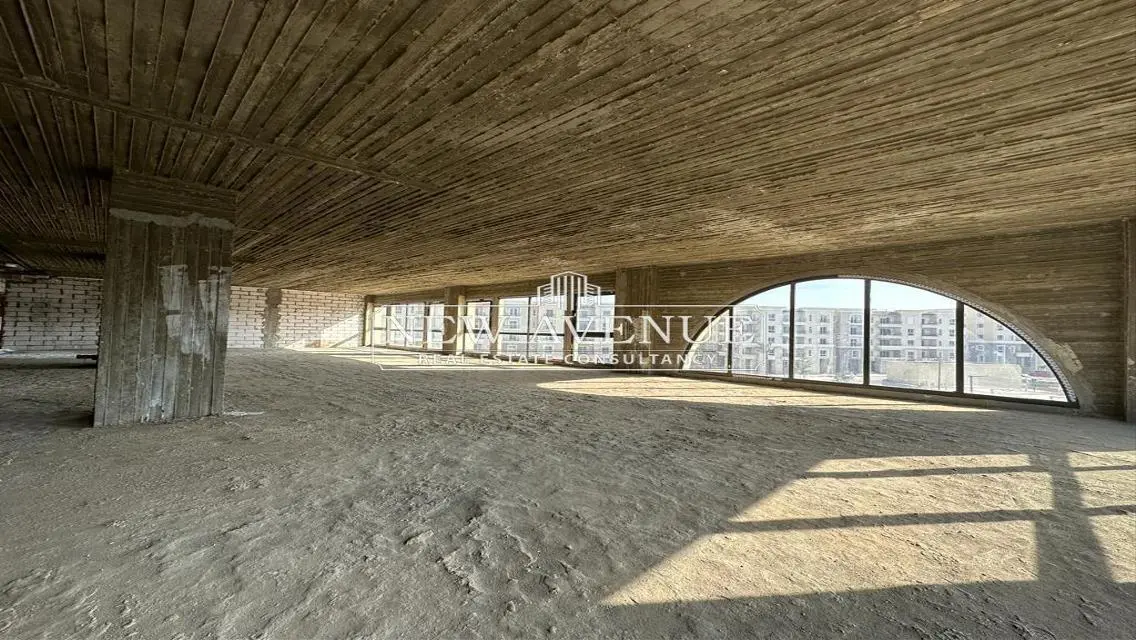 Premium Property with Ample Space and Excellent Amenities