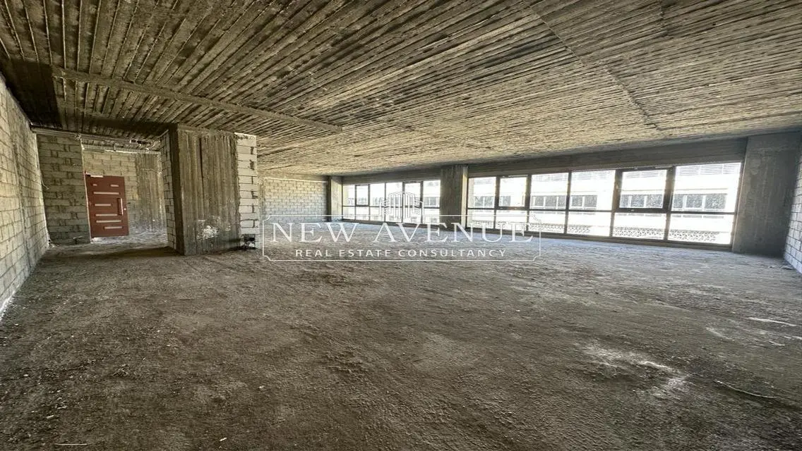 Premium Property with Ample Space and Excellent Amenities