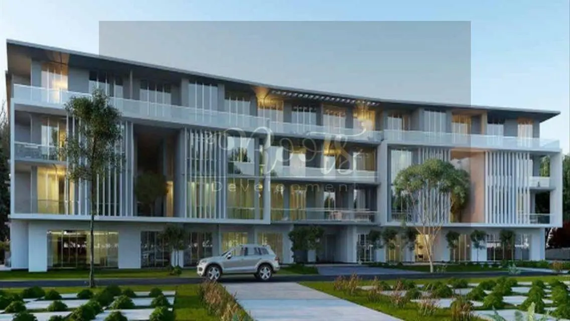 Luxury Apartment with Private Garden in Prime Location
