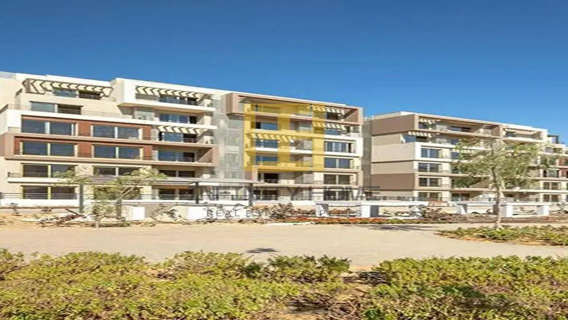 Luxury Apartment with Balcony and Stunning Views