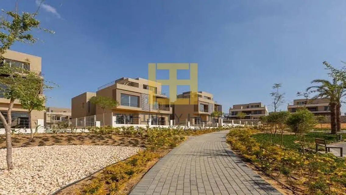 Luxury Apartment with Balcony and Stunning Views