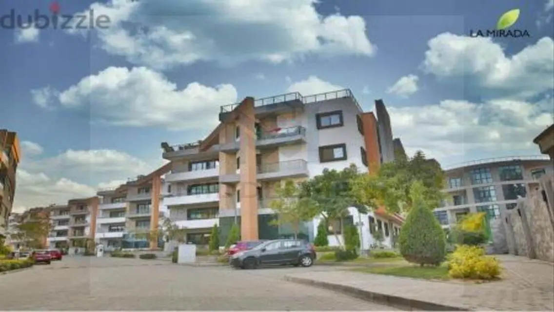 Luxurious 3-Bedroom Apartment in the Heart of the City with Amazing Amenities