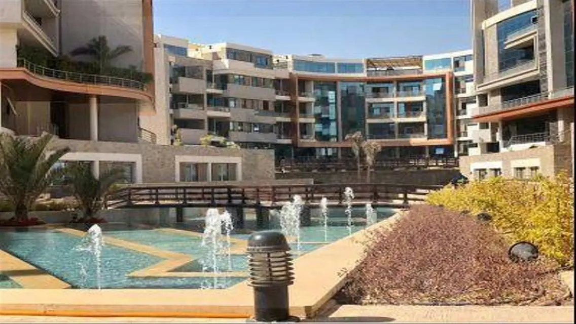 Luxurious 3-Bedroom Apartment in the Heart of the City with Amazing Amenities