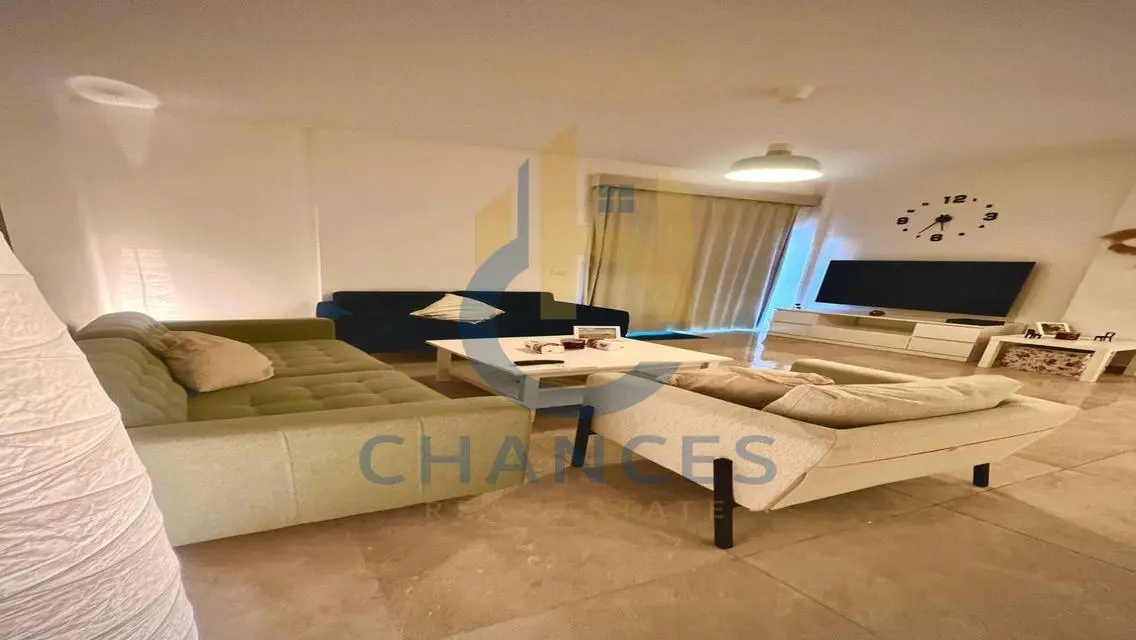 Luxurious Apartment for Sale in the Heart of the City