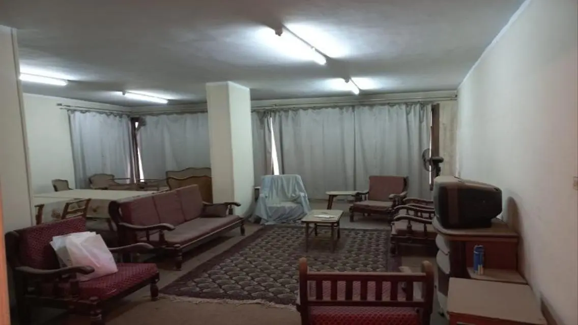 شقة فاخرة للبيع بمساحة واسعة