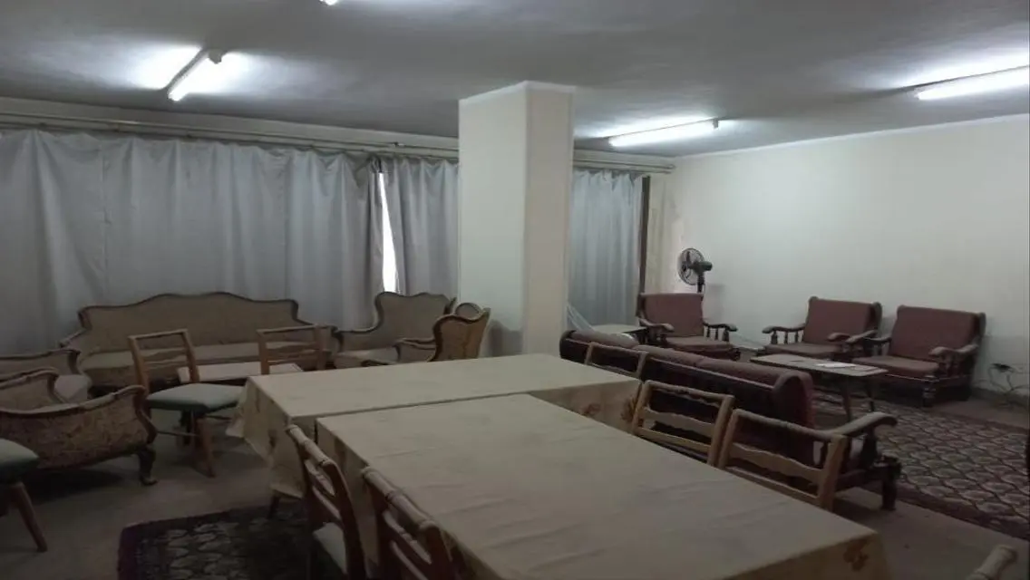 شقة فاخرة للبيع بمساحة واسعة
