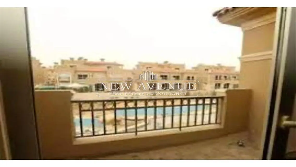 فيلا فاخرة مع حديقة خاصة وميزات رائعة