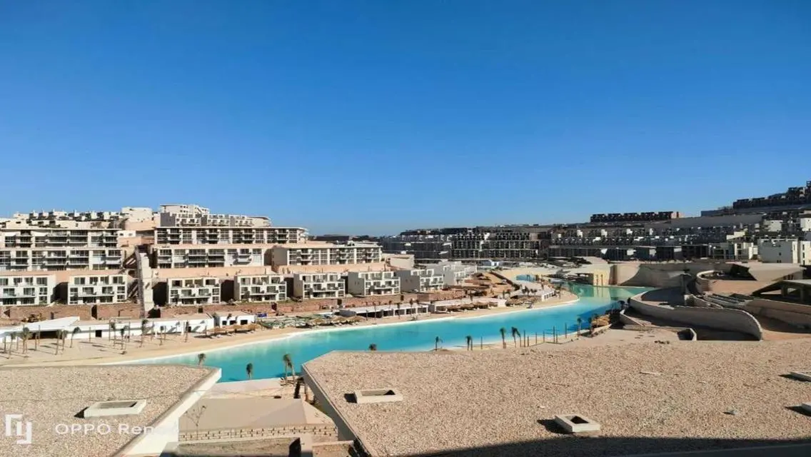 شقة مميزة بإطلالة رائعة على معلم رئيسي