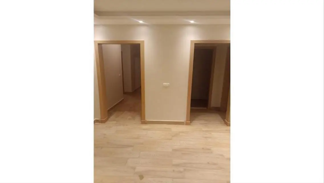 Stunning Apartment for Sale Overlooking Lakes at 30000 EGP