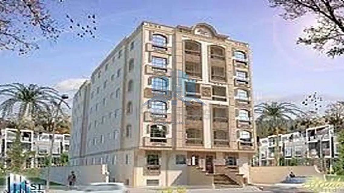 شقة فاخرة للبيع بمساحة واسعة