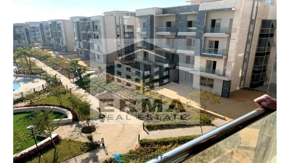 Luxury Villa in Galleria - Moon Valley