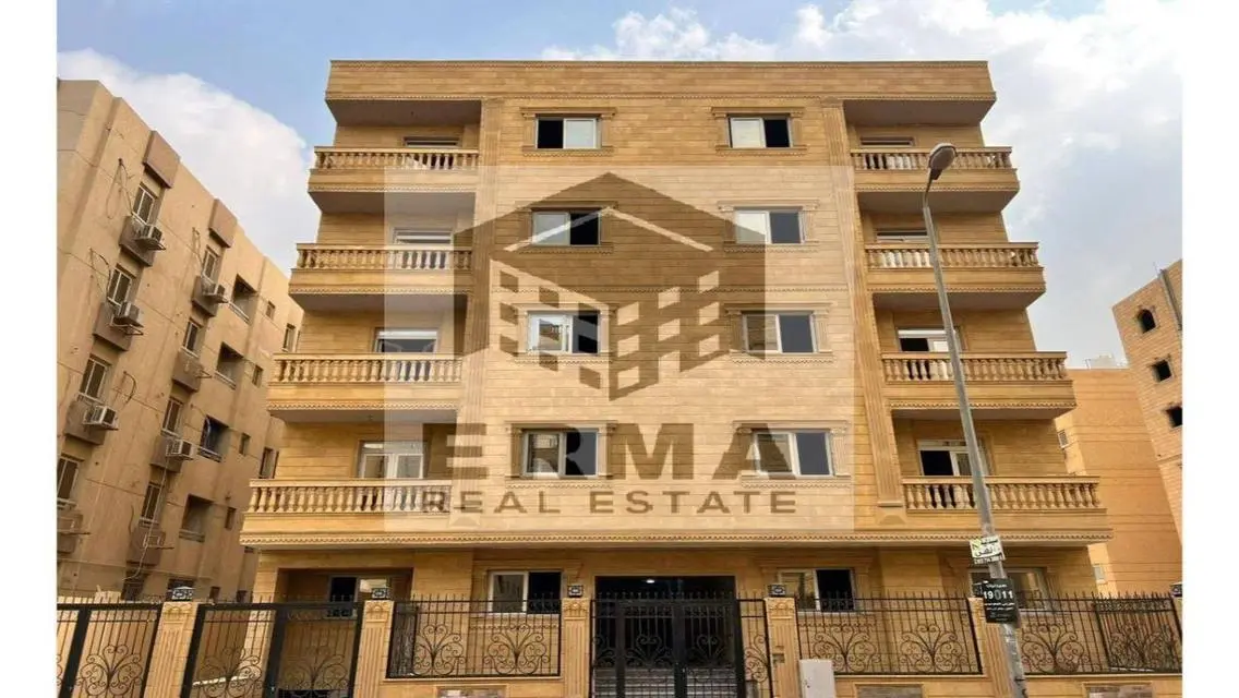 Luxury Villa for Sale with Private Garden and Pool