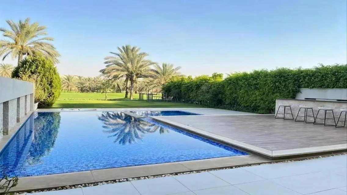 Stunning Apartment with Private Garden and Pool - 299,000 EGP