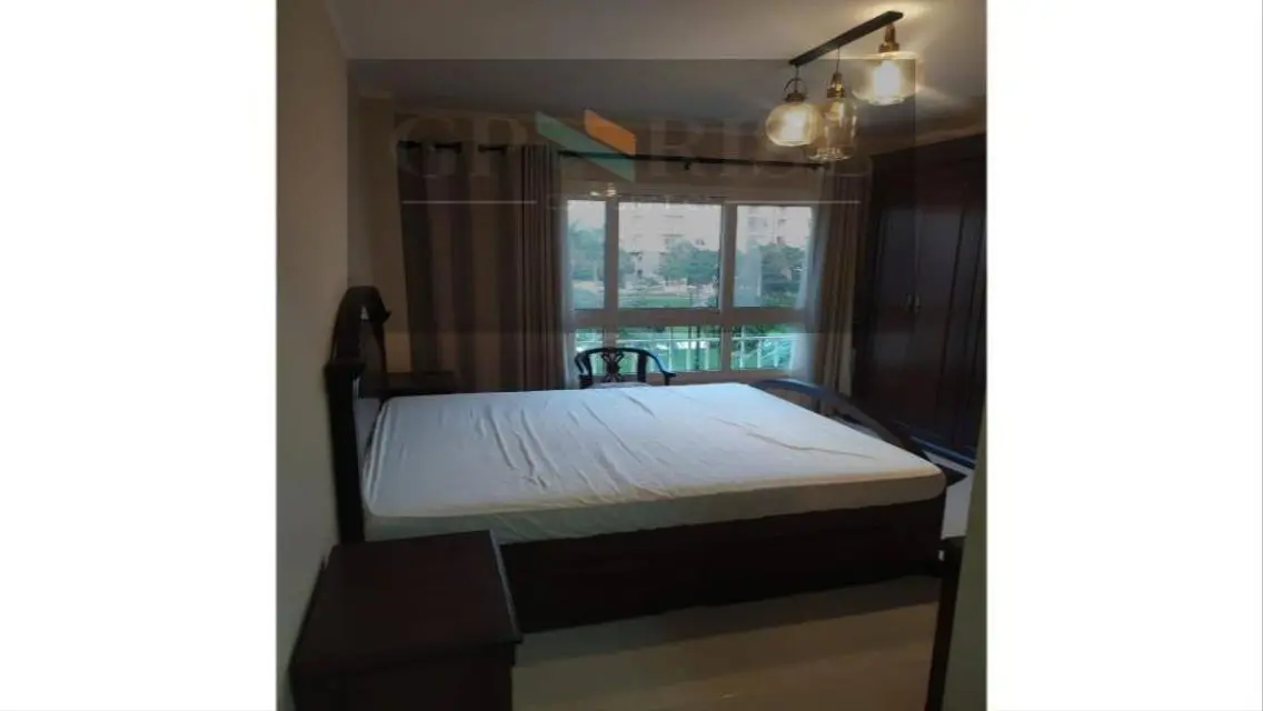 Luxury Apartment with Private Balcony and Pool in Central Location