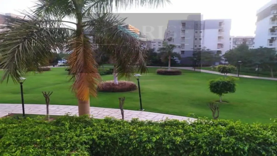 Luxury Apartment with Private Balcony and Pool in Central Location