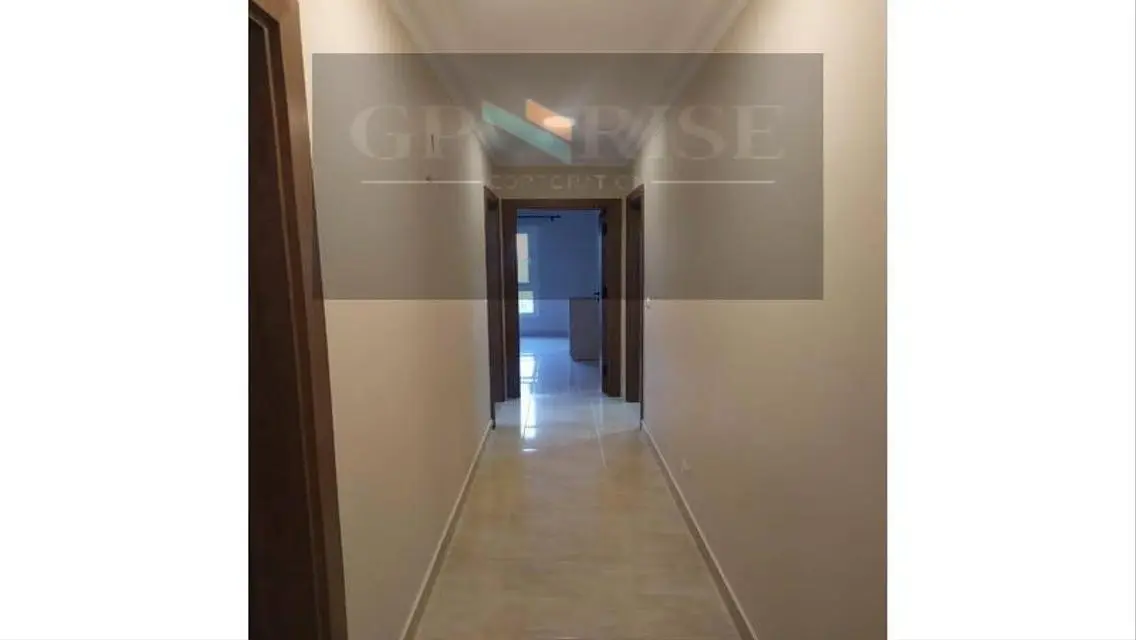 Luxury Apartment with Private Balcony and Pool in Central Location