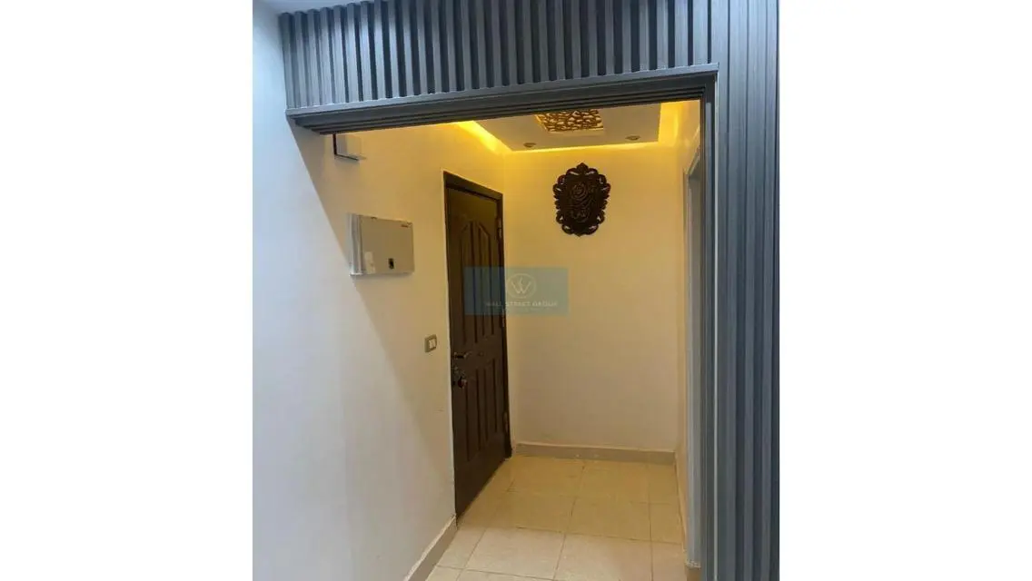 Stunning 120 Meter Apartment with Balcony and Security Guard