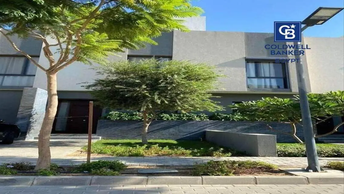 3-Bedroom Apartment in Al Burouj Compound - 200 sqm