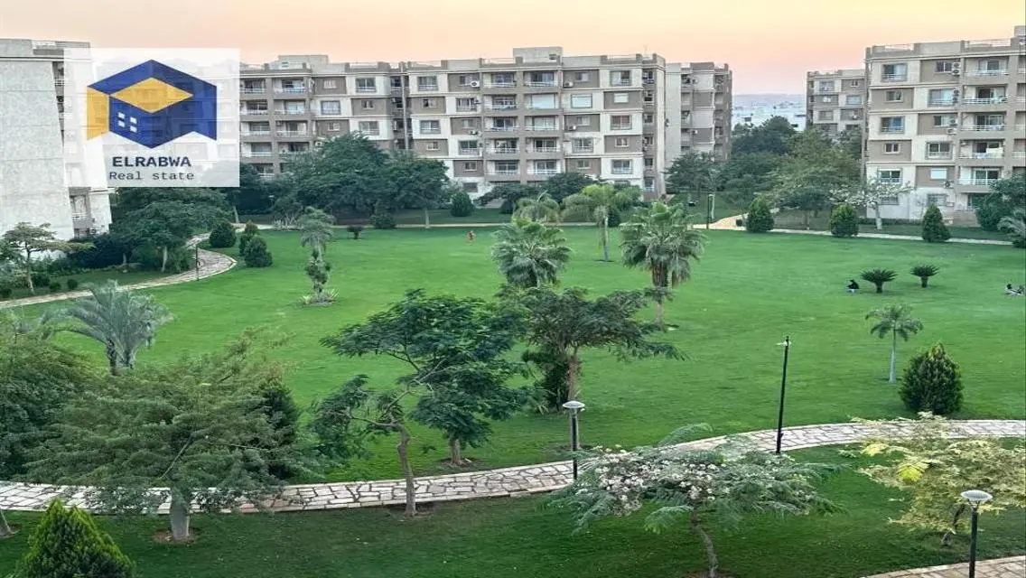 Luxury 3-Bedroom Apartment with Private Garden and Gym