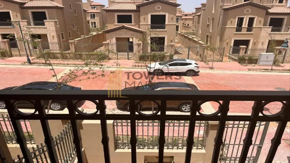 شقة فاخرة للبيع بإطلالة على المعالم الرئيسية
