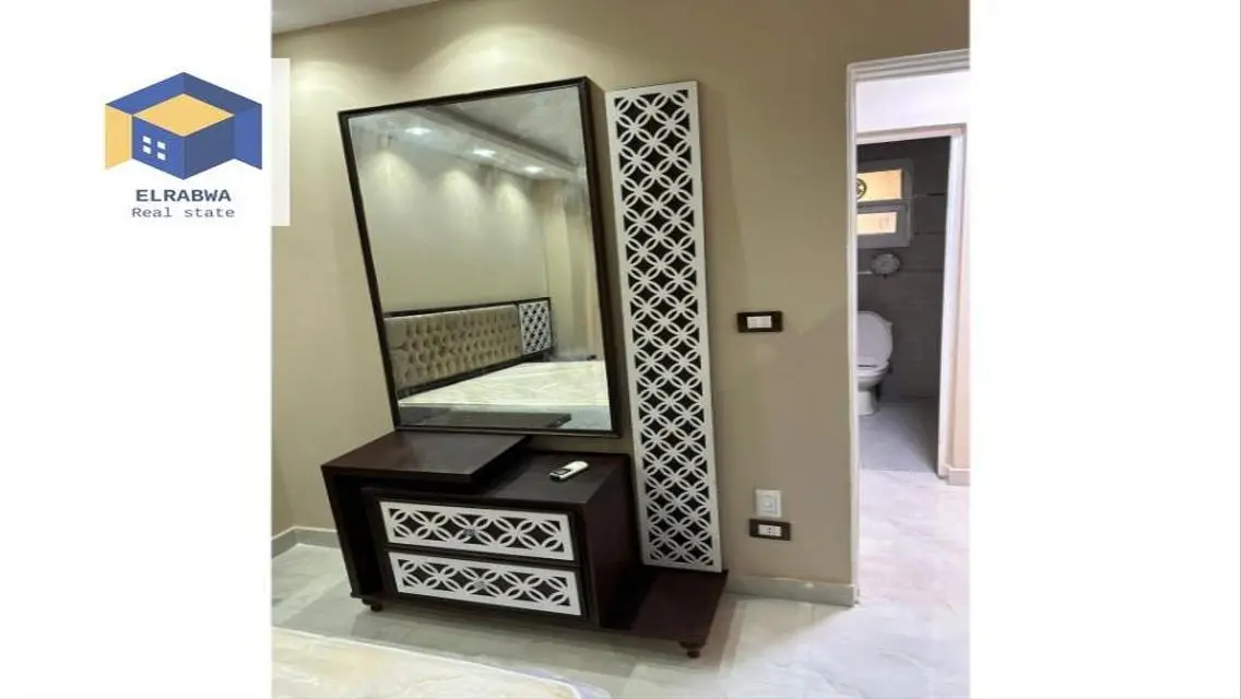 شقة مميزة للإيجار في قلب المدينة