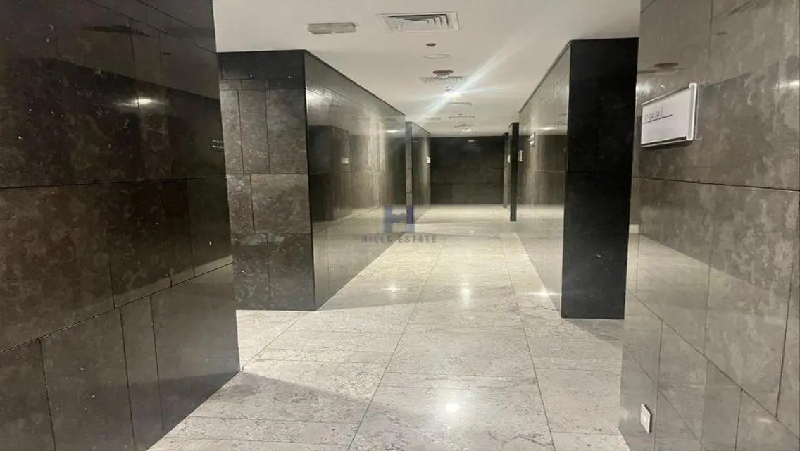 فرصة استثمارية مميزة بمساحة واسعة