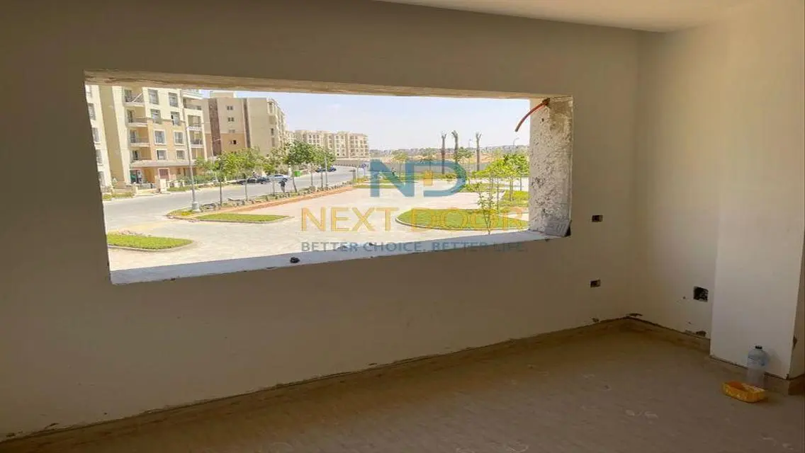 فيلا فاخرة للبيع في قلب المدينة