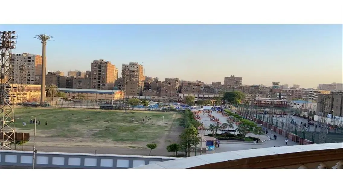 Luxury Apartment Overlooking a Major Landmark in the Heart of the City