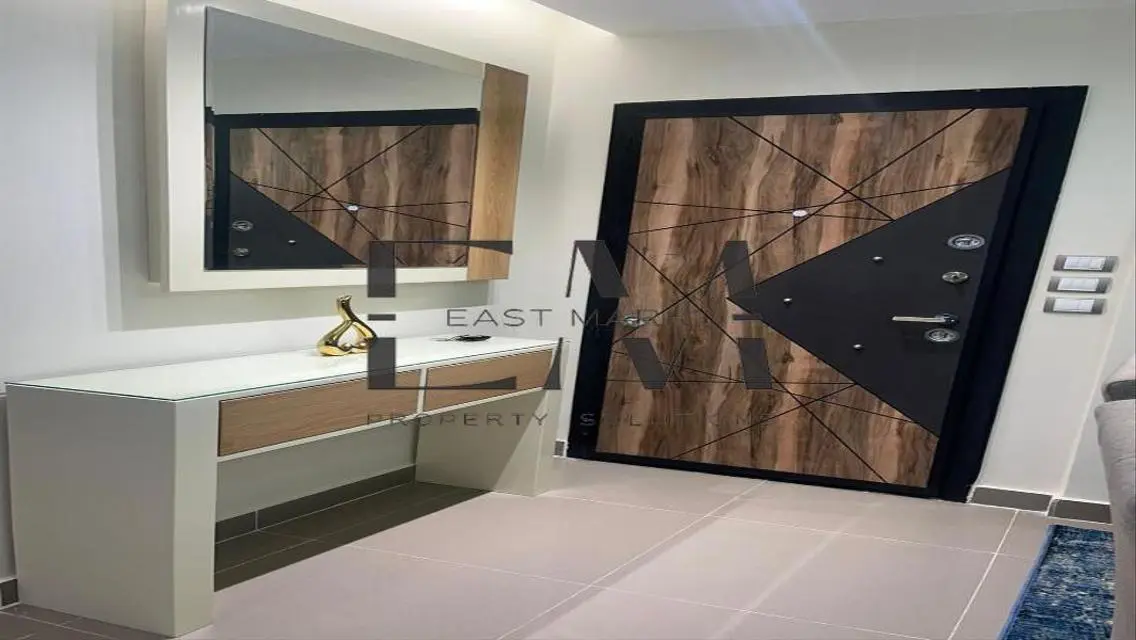 Luxurious Apartment with Stunning Views at an Amazing Price