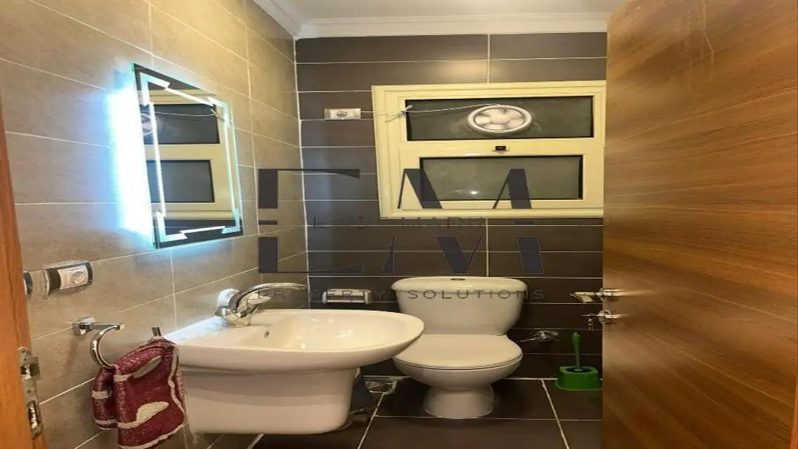 Luxurious Apartment with Stunning Views at an Amazing Price